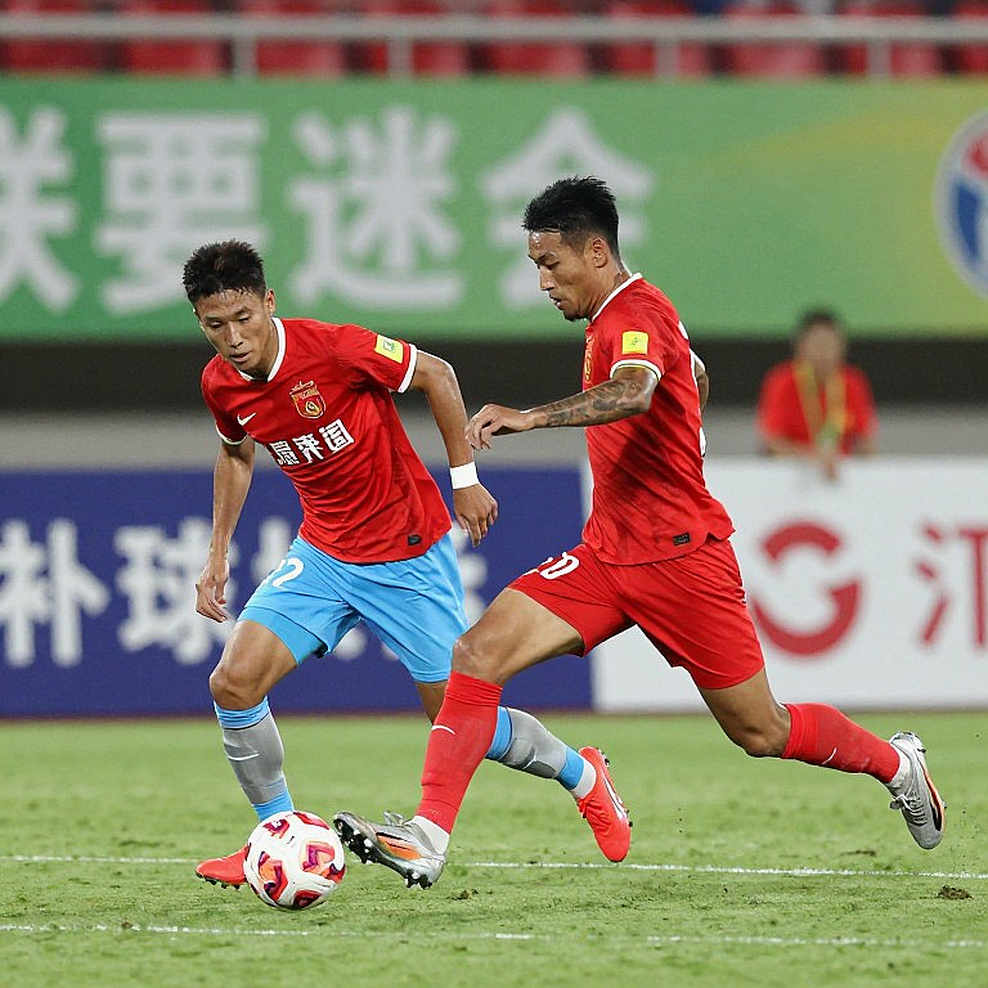 Công an Hà Nội 3-0 Đồng Nai: cùi chỏ phút 15, thẻ đỏ, và bảy ngày để quên Công an Hà Nội 3-0 Đồng Nai: cùi chỏ phút 15, thẻ đỏ, và bảy ngày để quên