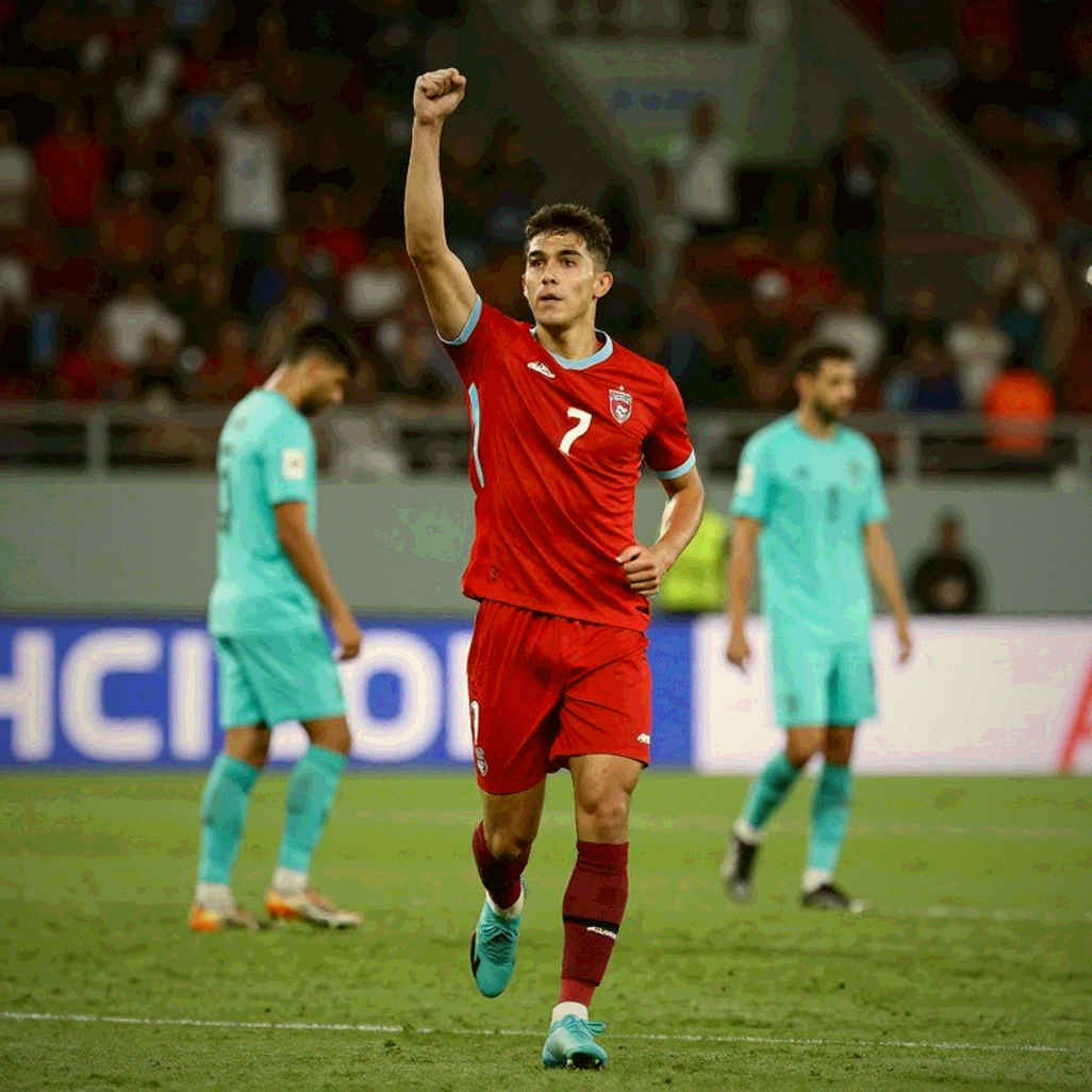 Al-Aqidi và vết nứt nơi găng tay: Saudi Arabia tự hỏi sai câu hỏi ở Gulf Cup 27