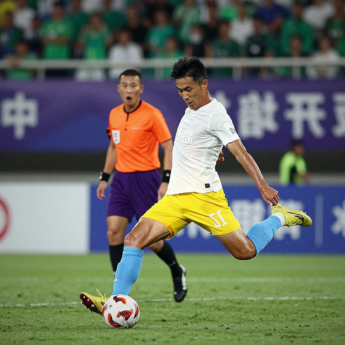 V.League and the Data Void: How Vietnamese Football Is Covering Its Own Eyes