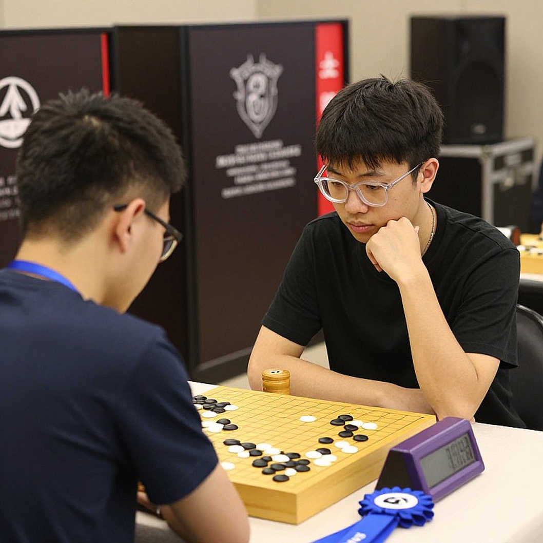 Scotch sau 25 năm: từ cú sốc của Kasparov năm 2026 đến bài học phòng ngự của Mikhalchishin Scotch sau 25 năm: từ cú sốc của Kasparov năm 2026 đến bài học phòng ngự của Mikhalchishin