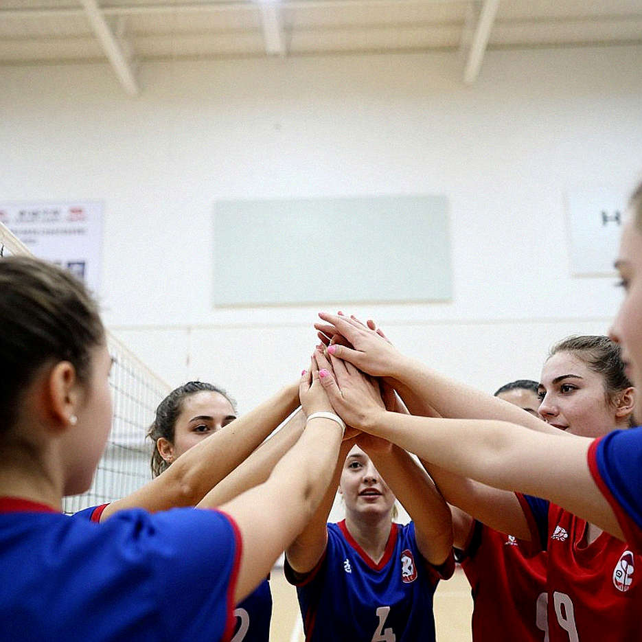 Phần Lan hạ Ý 3-2 ở tứ kết EuroVolley 2026: Tấm vé World Cup 2027 và bài toán cách biệt 4 điểm Phần Lan hạ Ý 3-2 ở tứ kết EuroVolley 2026: Tấm vé World Cup 2027 và bài toán cách biệt 4 điểm