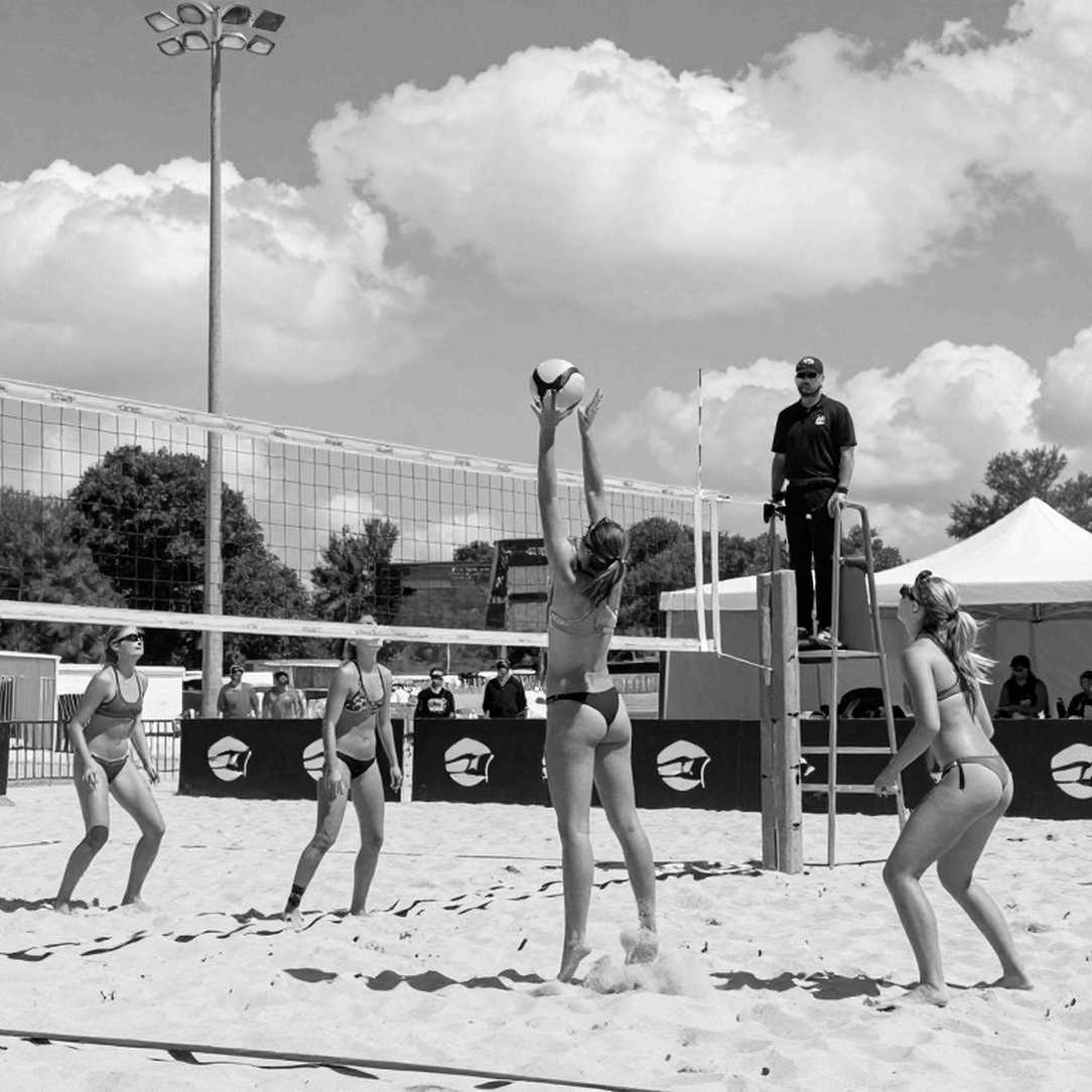 Đọc cuộc đua trước khi đèn xanh tắt: từ Luzhniki đến vạch xuất phát Olympic