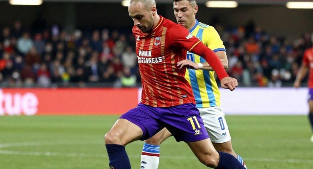Bảng lương im lặng: dòng tiền mùa giải V.League và những hợp đồng không bao giờ được công bố Bảng lương im lặng: dòng tiền mùa giải V.League và những hợp đồng không bao giờ được công bố