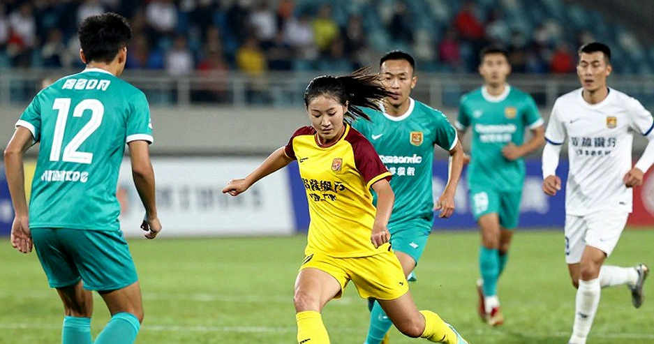 Xuan Son's Absence Before the Southeast Asian Showdown: When Thai Fans Split Their Belief, While the Data Stays Silent Xuan Son's Absence Before the Southeast Asian Showdown: When Thai Fans Split Their Belief, While the Data Stays Silent