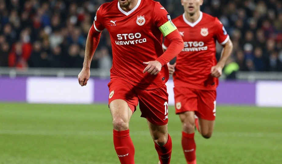 Cruz Azul trước Toluca: Khi phòng y tế viết đội hình Cruz Azul trước Toluca: Khi phòng y tế viết đội hình